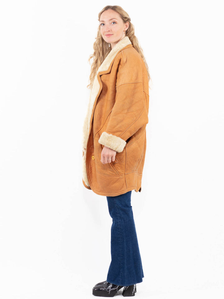 Vintage 80's Women Sheepskin Coat in Brown