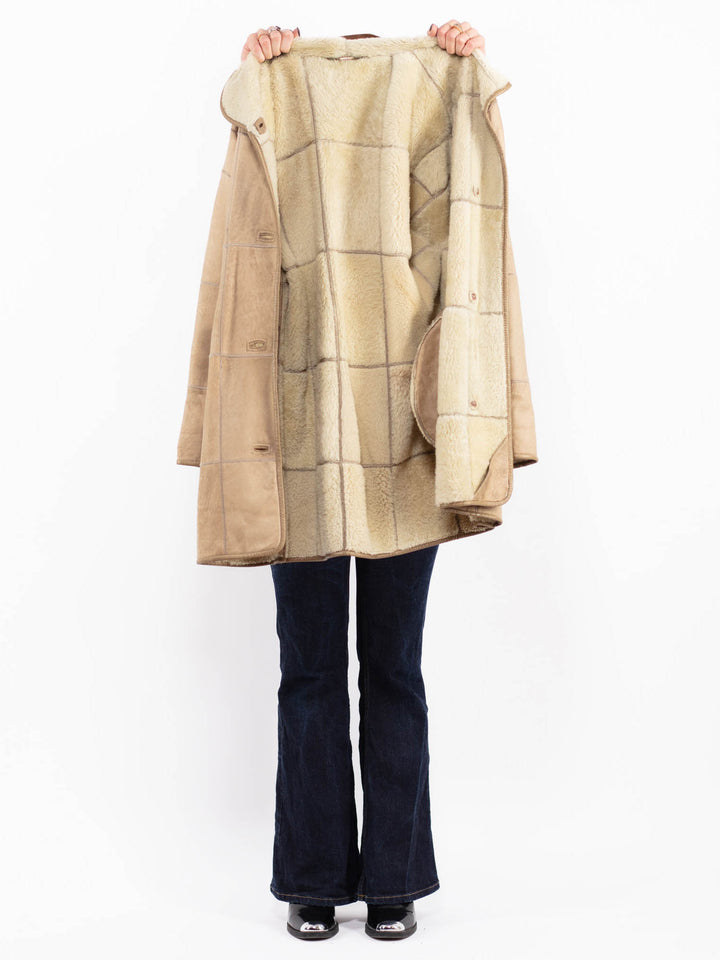 Vintage 90's Women Sheepskin Coat in Beige