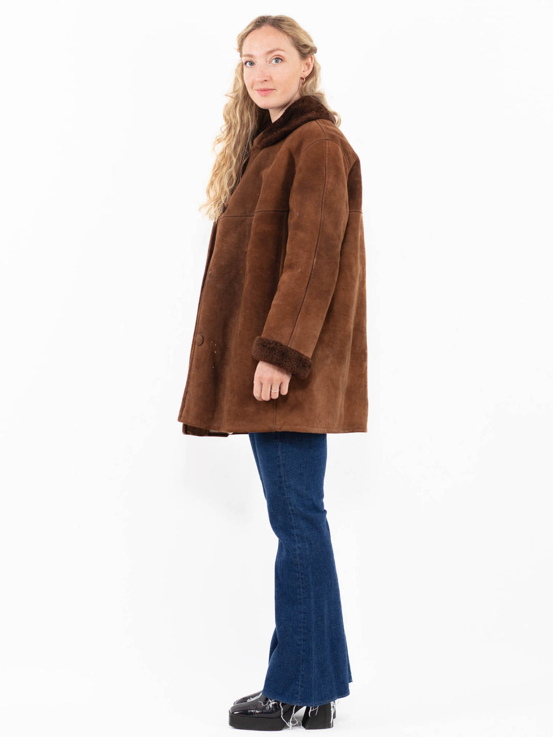 Vintage 70's Women Sheepskin Coat in Brown