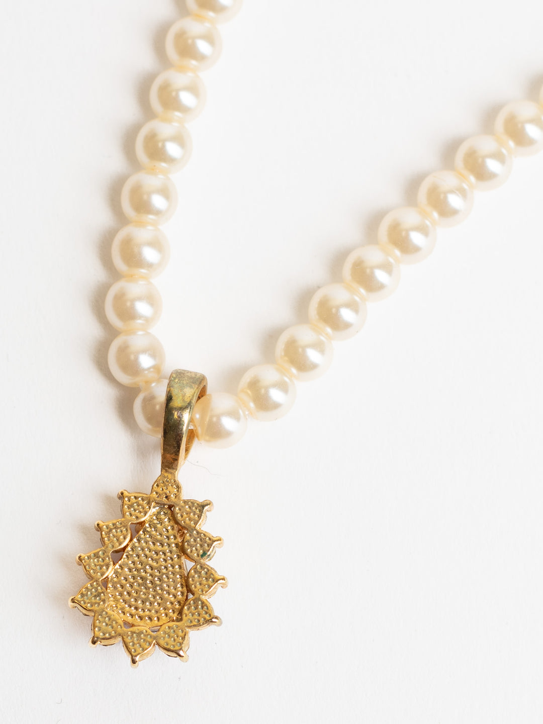 Vintage 80's Faux Pearl Necklace with Red Teardrop Pendant