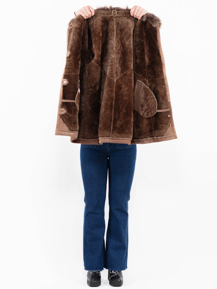 Vintage 90's Women Sheepskin Coat in Beige