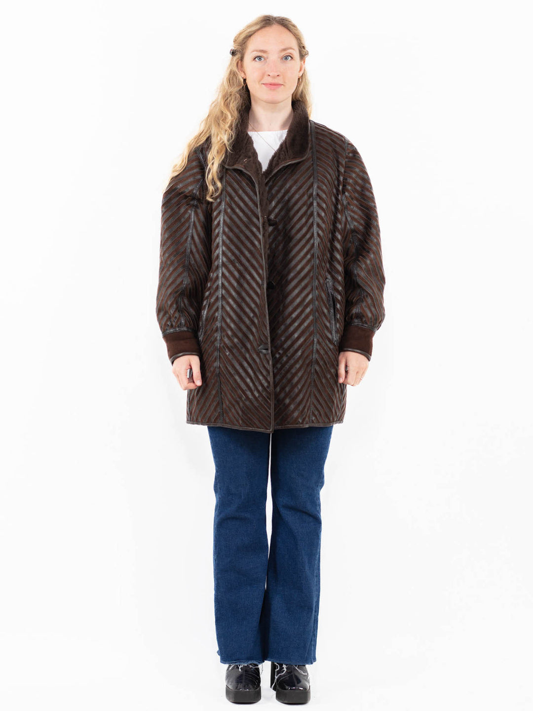 Vintage 80's Women Sheepskin Coat in Brown