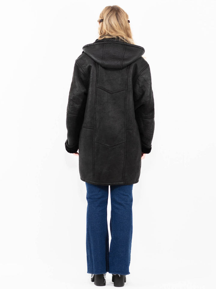 Vintage 90's Women Hooded Sheepskin Coat in Black