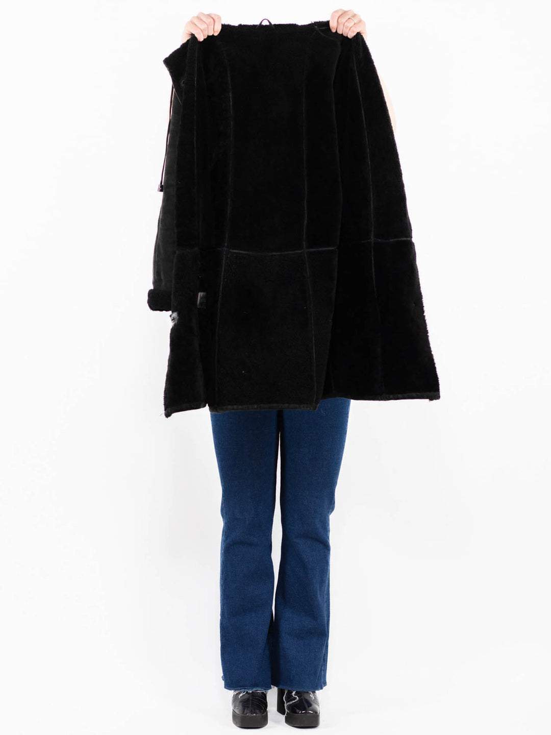 Vintage 90's Women Sheepskin Coat in Black