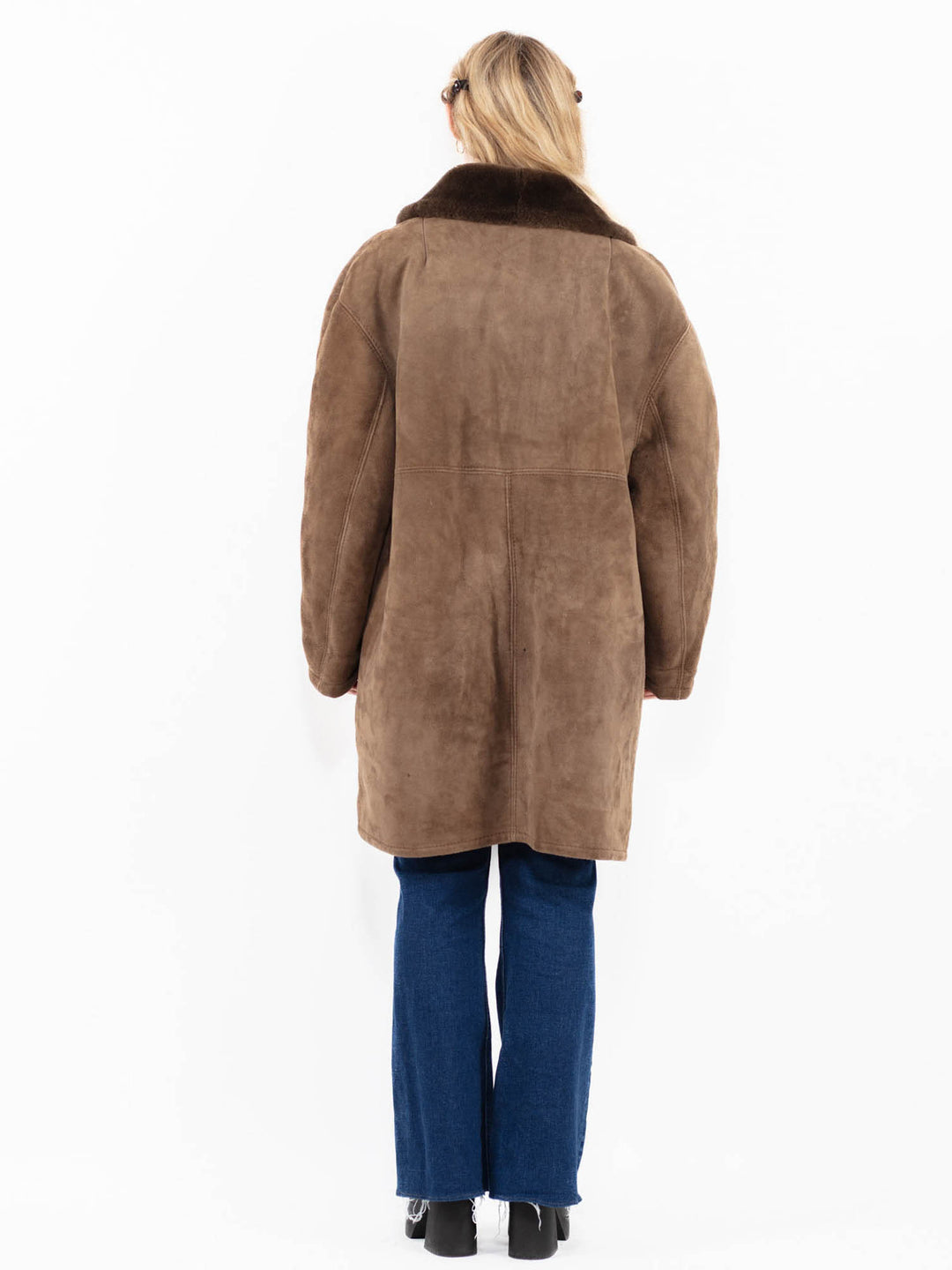 Vintage 70's Women Oversized Sheepskin Coat in Beige