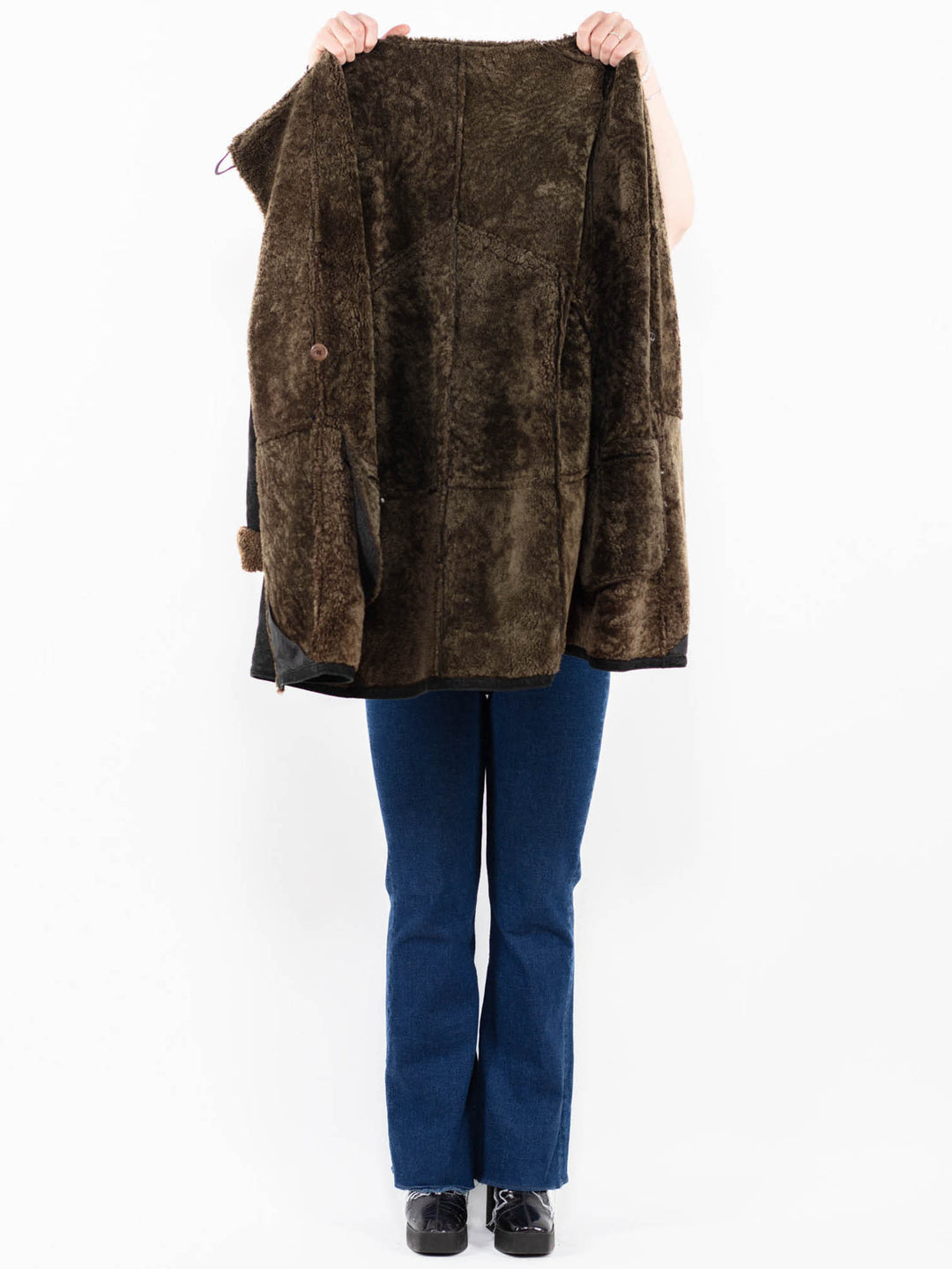 Vintage 90's Women Hooded Sheepskin Coat in Black