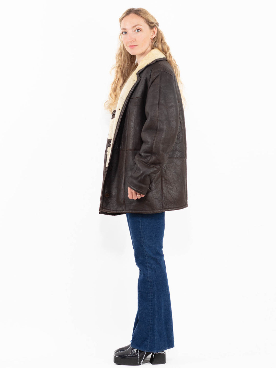 Vintage 90's Women Sheepskin Coat in Brown