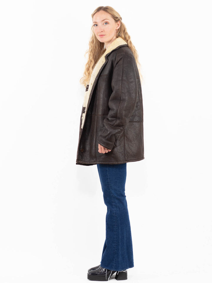 Vintage 90's Women Sheepskin Coat in Brown