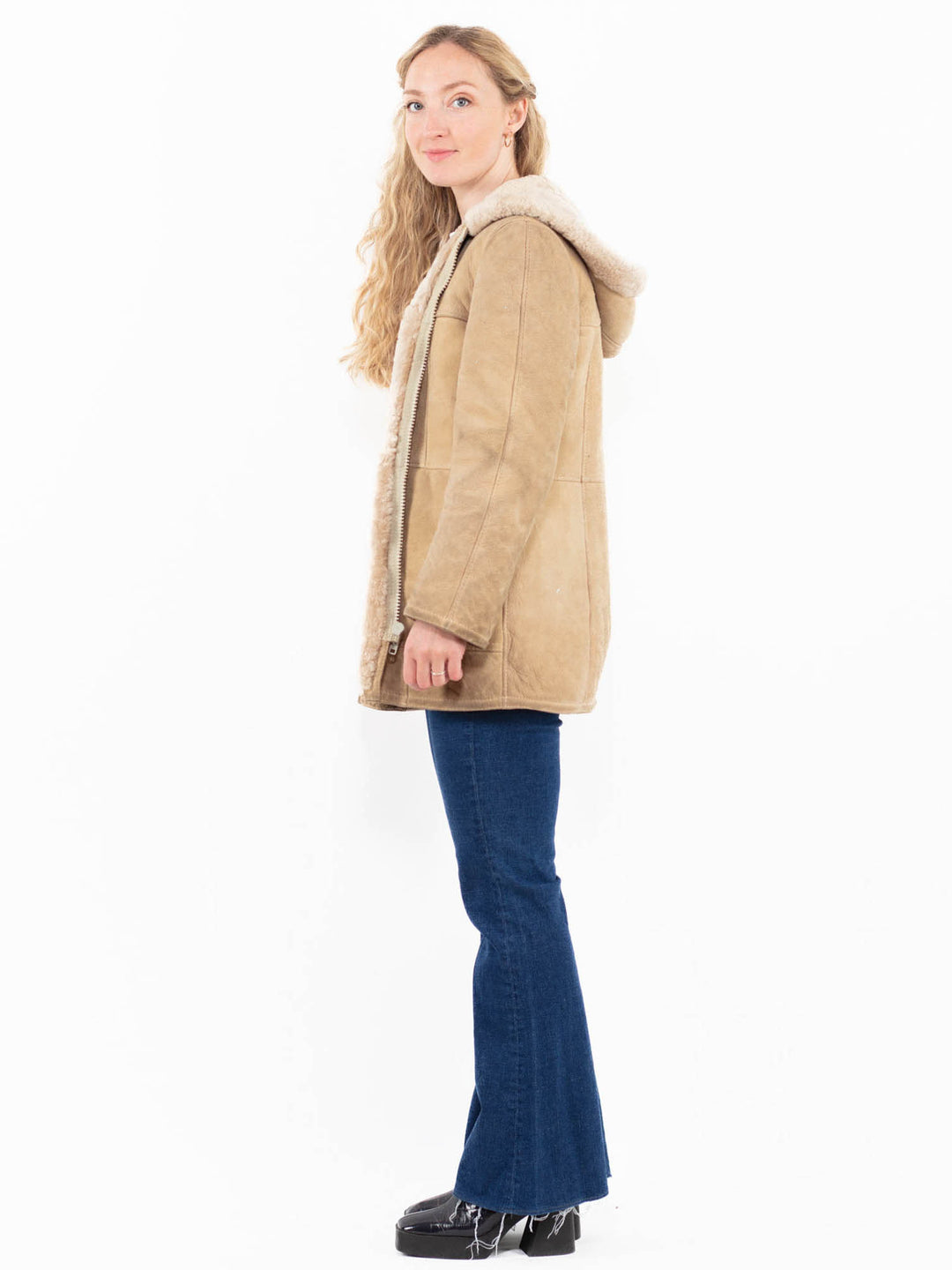 Vintage 90's Women Sheepskin Coat in Beige