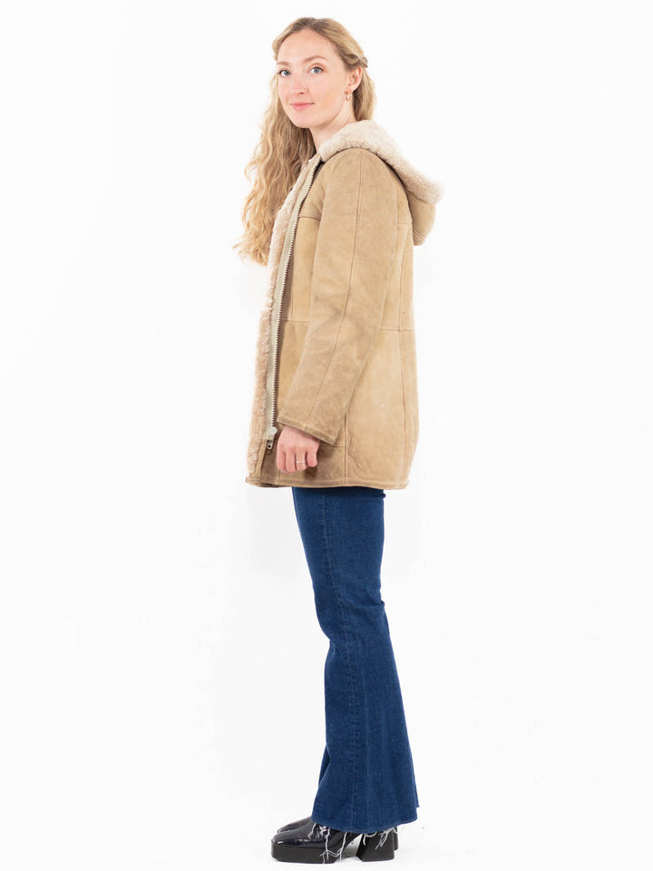 Vintage 90's Women Sheepskin Coat in Beige