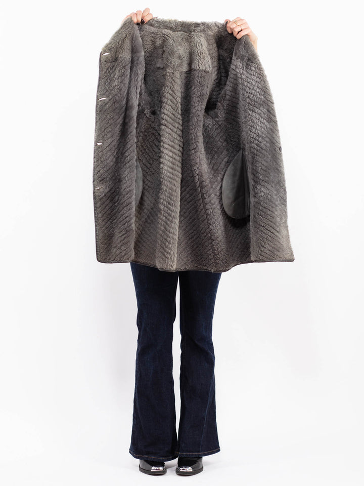 Vintage 80's Women Striped Sheepskin Coat in Gray