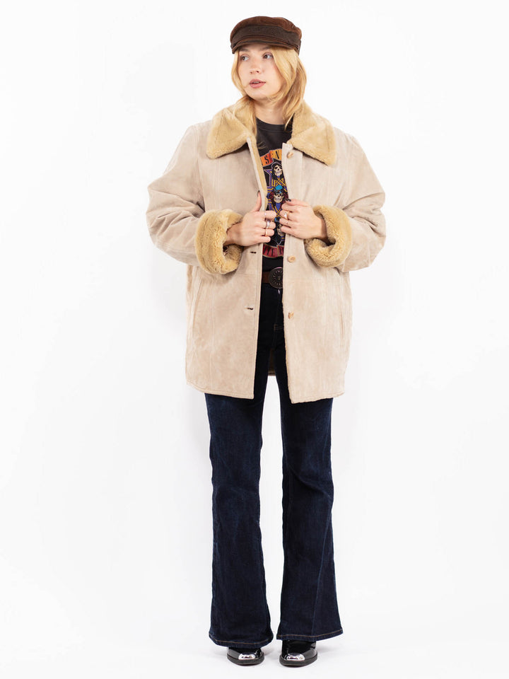 Vintage 90's Women Suede Sherpa Coat in Beige
