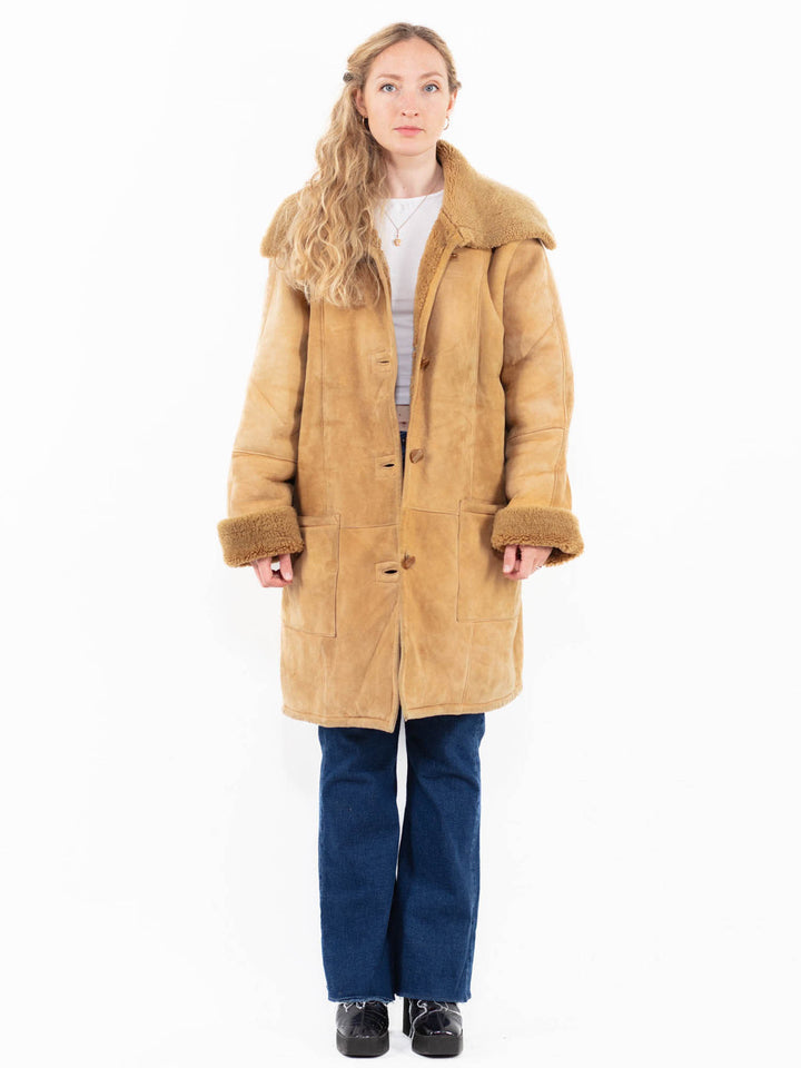 Vintage 90's Women Sheepskin Coat in Beige