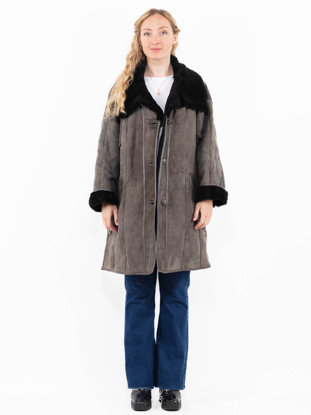 Vintage 80's Women Sheepskin Coat in Gray