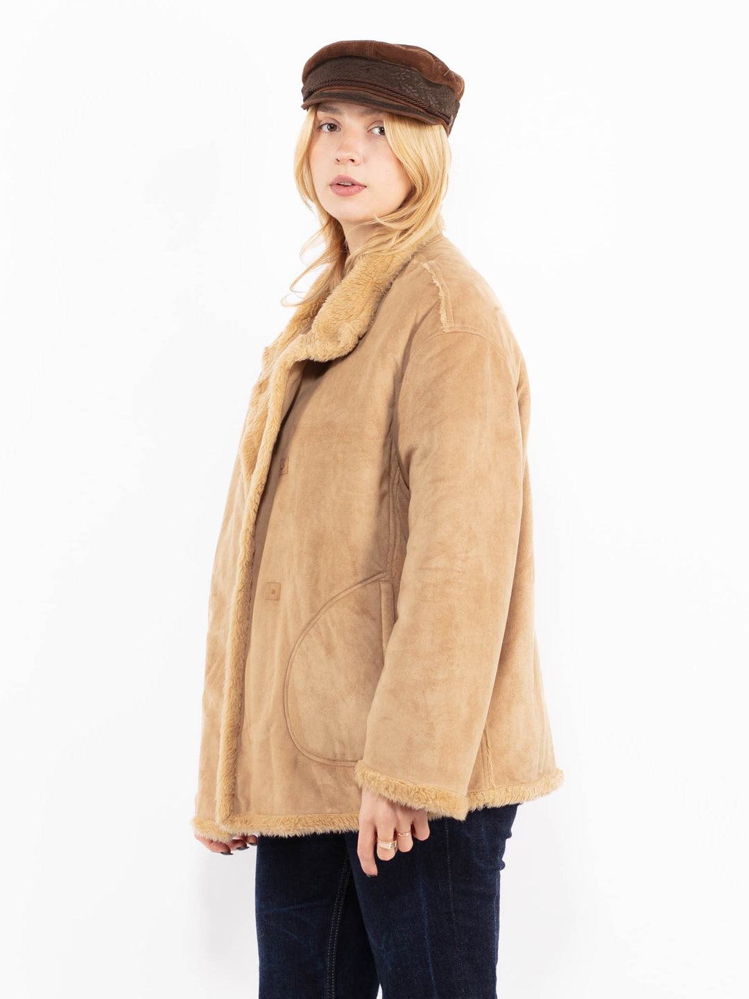Vintage 90's Women Faux Sheepskin Jacket in Beige