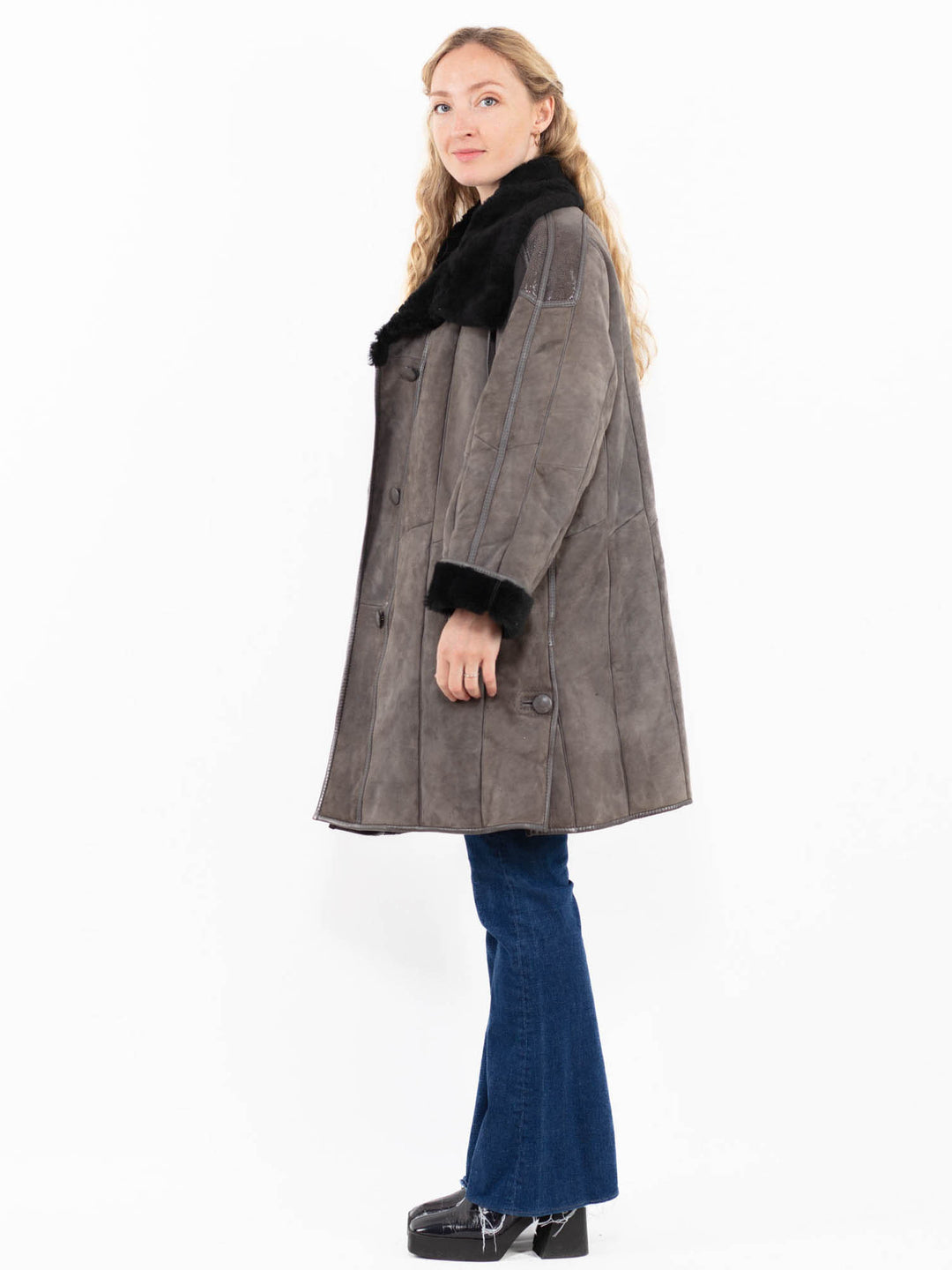 Vintage 80's Women Sheepskin Coat in Gray