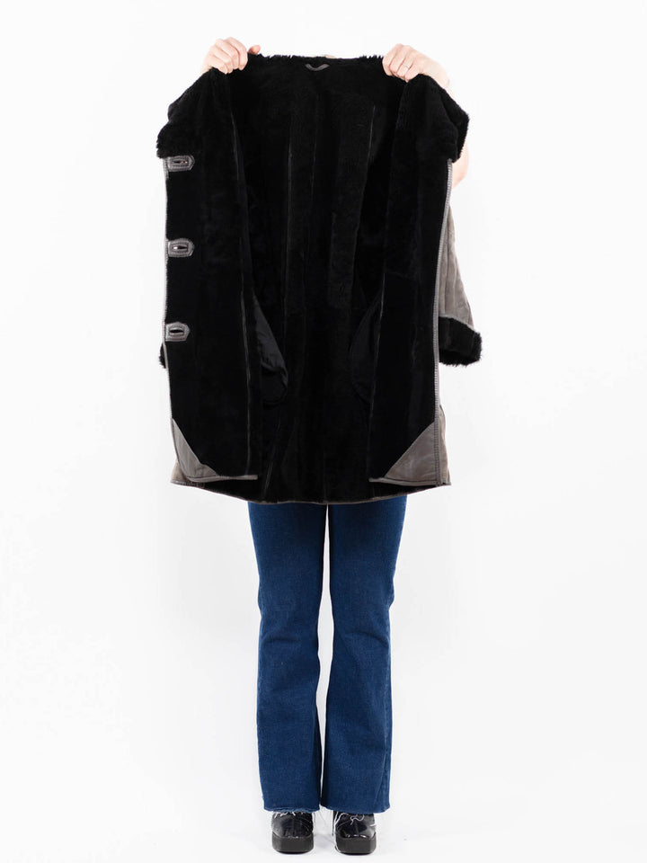 Vintage 80's Women Sheepskin Coat in Gray