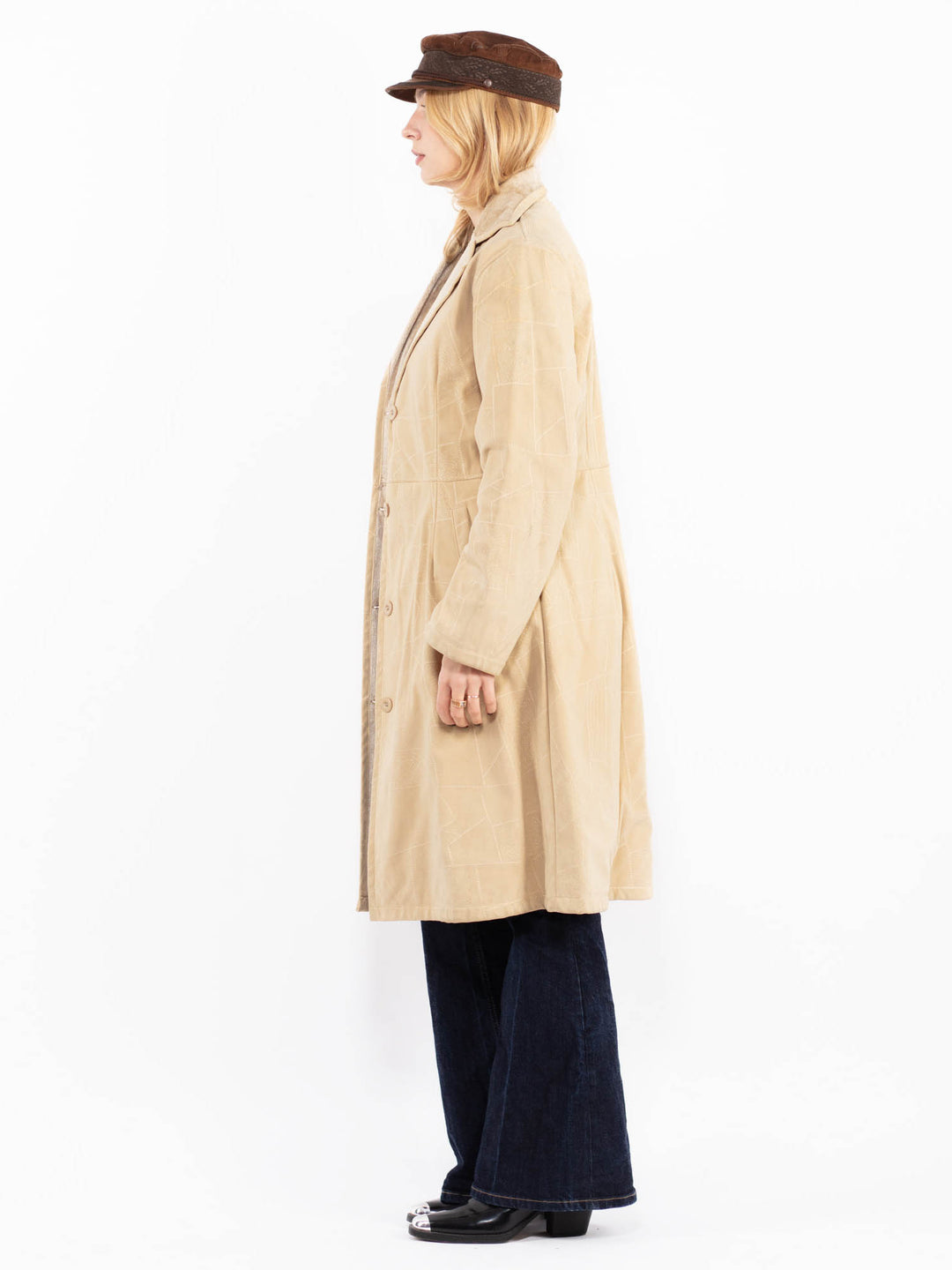 Vintage 90's Women Faux Sheepskin Coat in Beige