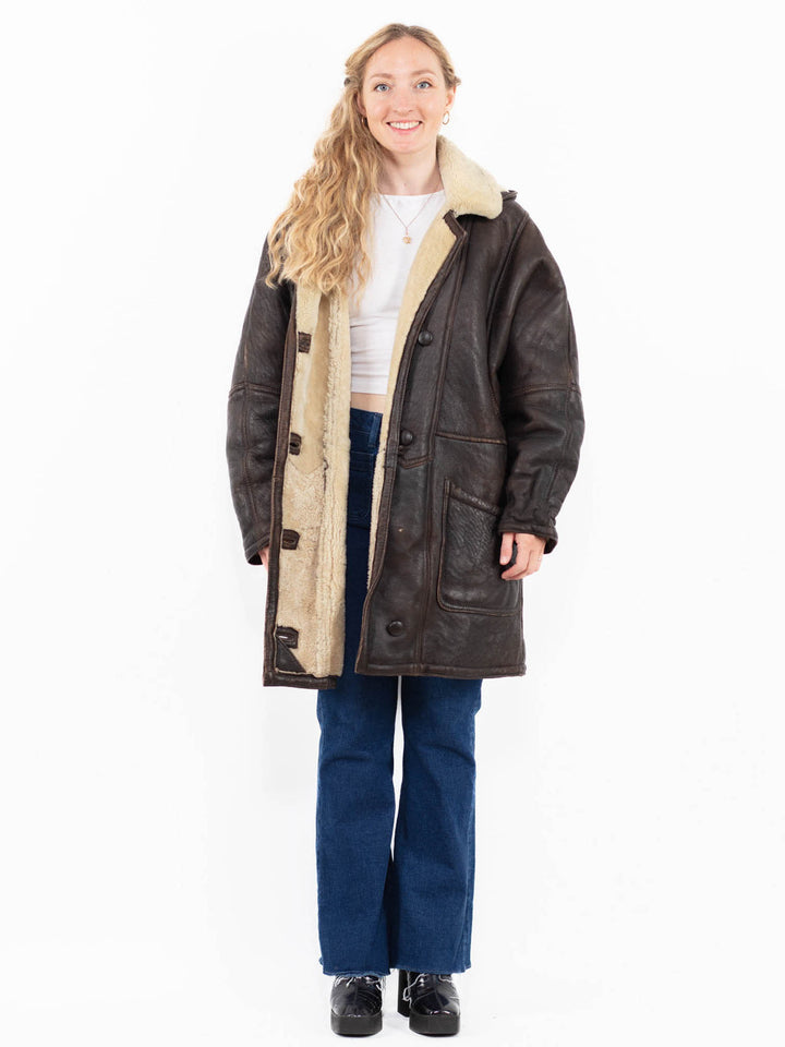 Vintage 90's Women Hooded Sheepskin Coat in Brown