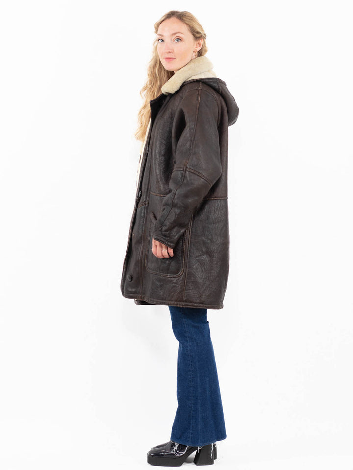 Vintage 90's Women Hooded Sheepskin Coat in Brown