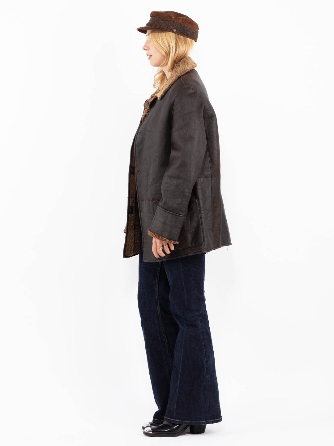 Vintage 90's Women Sheepskin Leather Coat in Brown