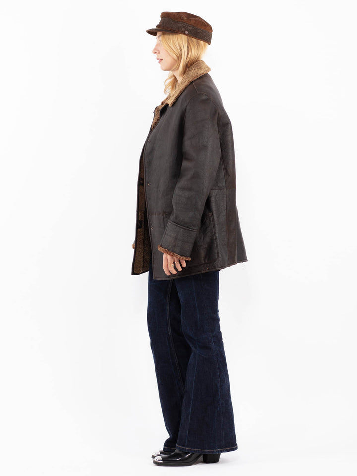 Vintage 90's Women Sheepskin Leather Coat in Brown