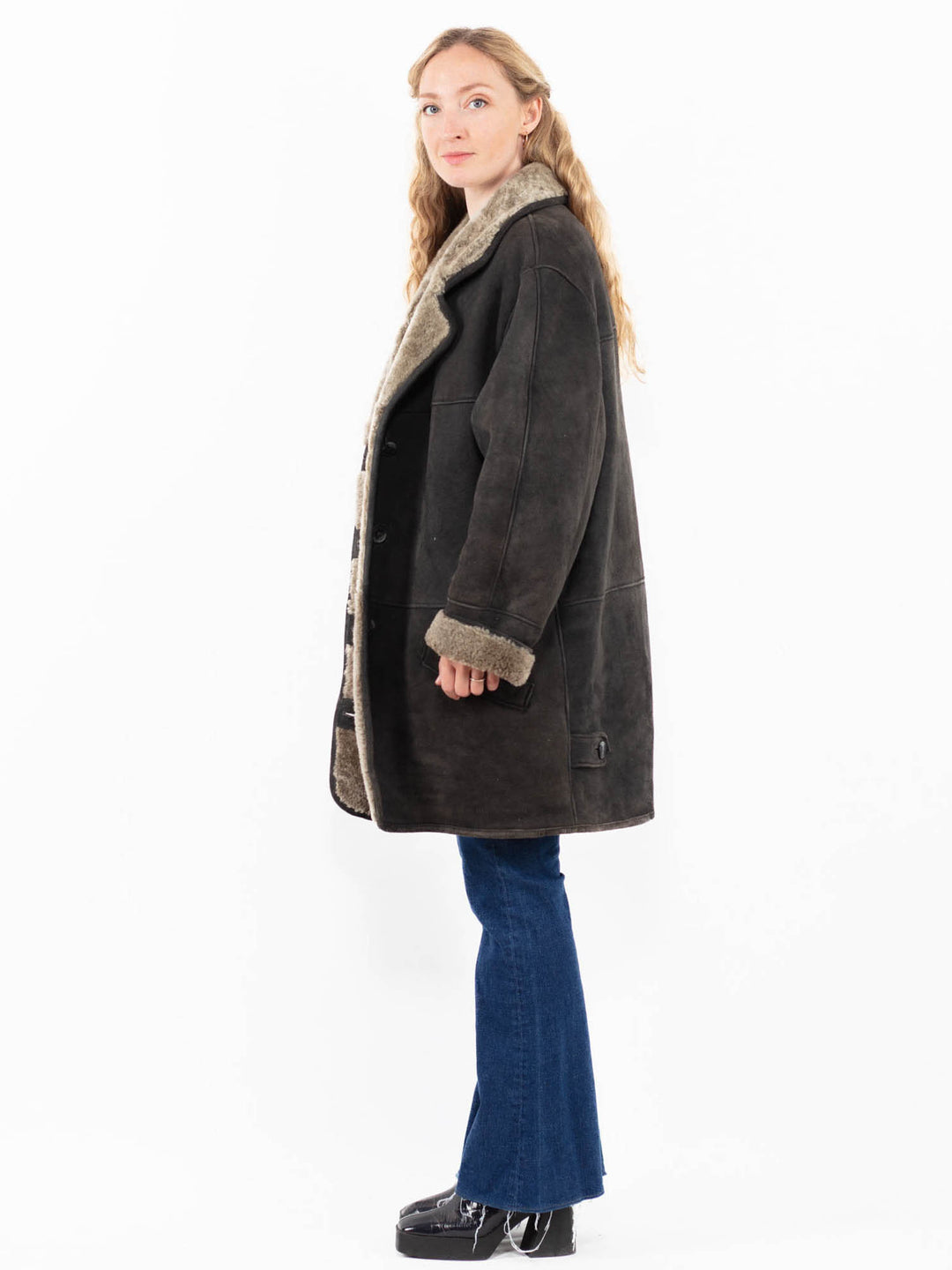 Vintage 90's Women Oversized Sheepskin Coat in Gray