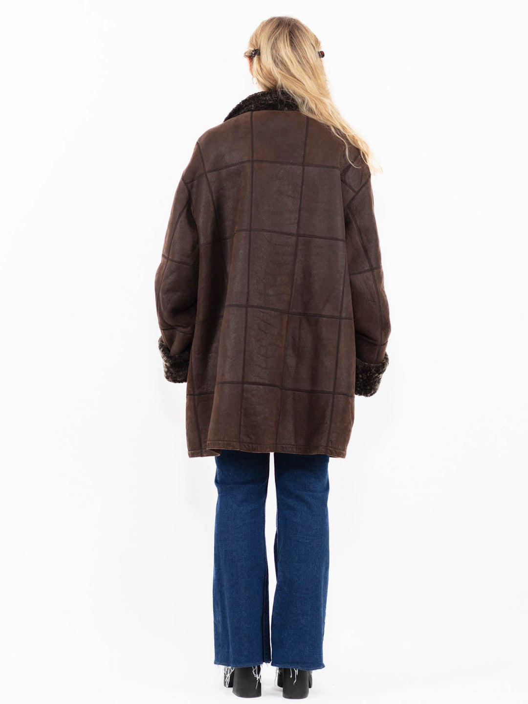 Vintage 90's Women Oversized Sheepskin Coat in Brown