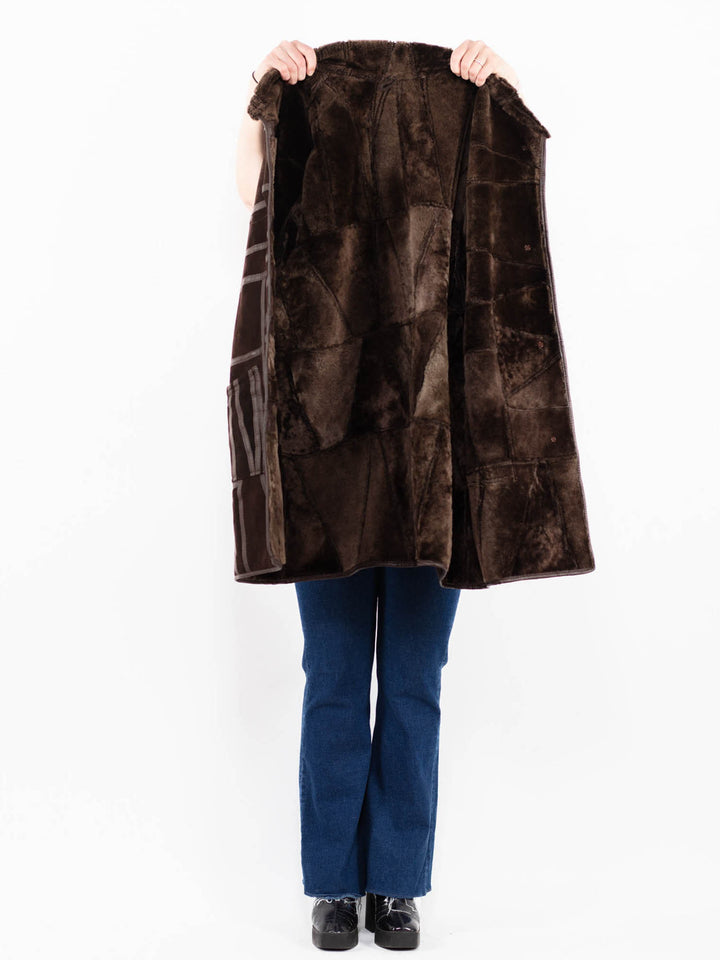 Vintage 90's Women Hooded Sheepskin Coat in Brown