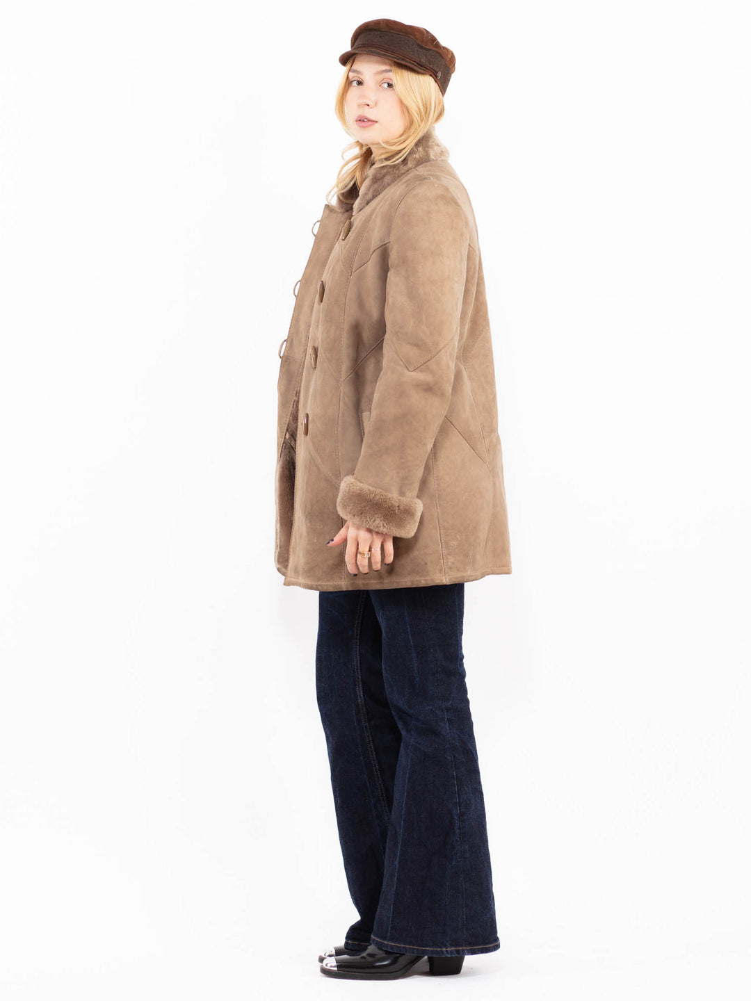 Vintage 70's Women Sheepskin Coat in Beige
