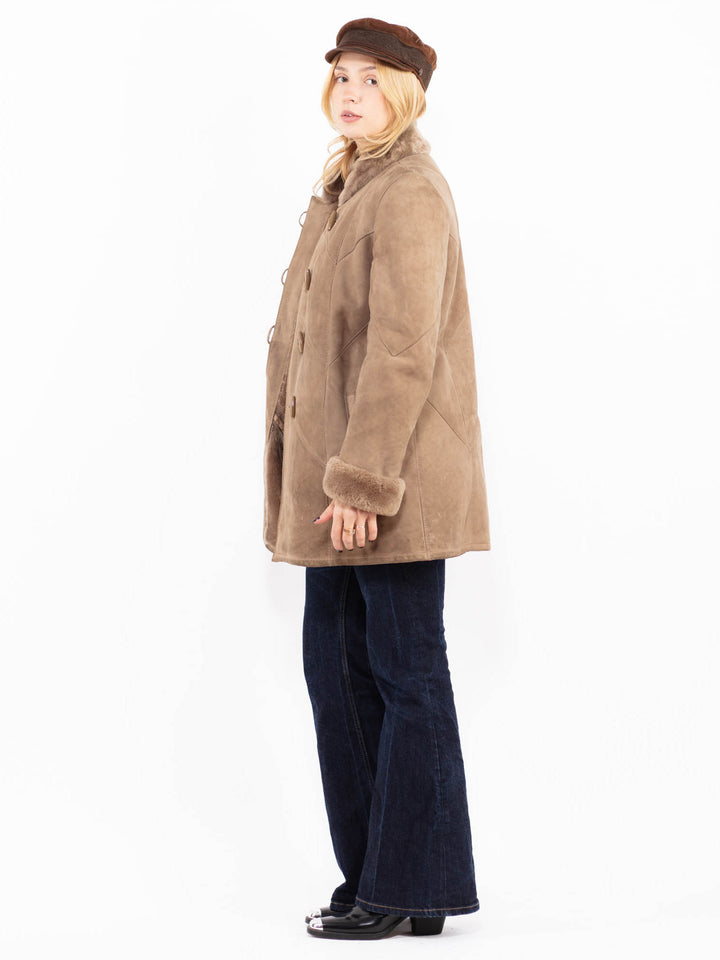 Vintage 70's Women Sheepskin Coat in Beige