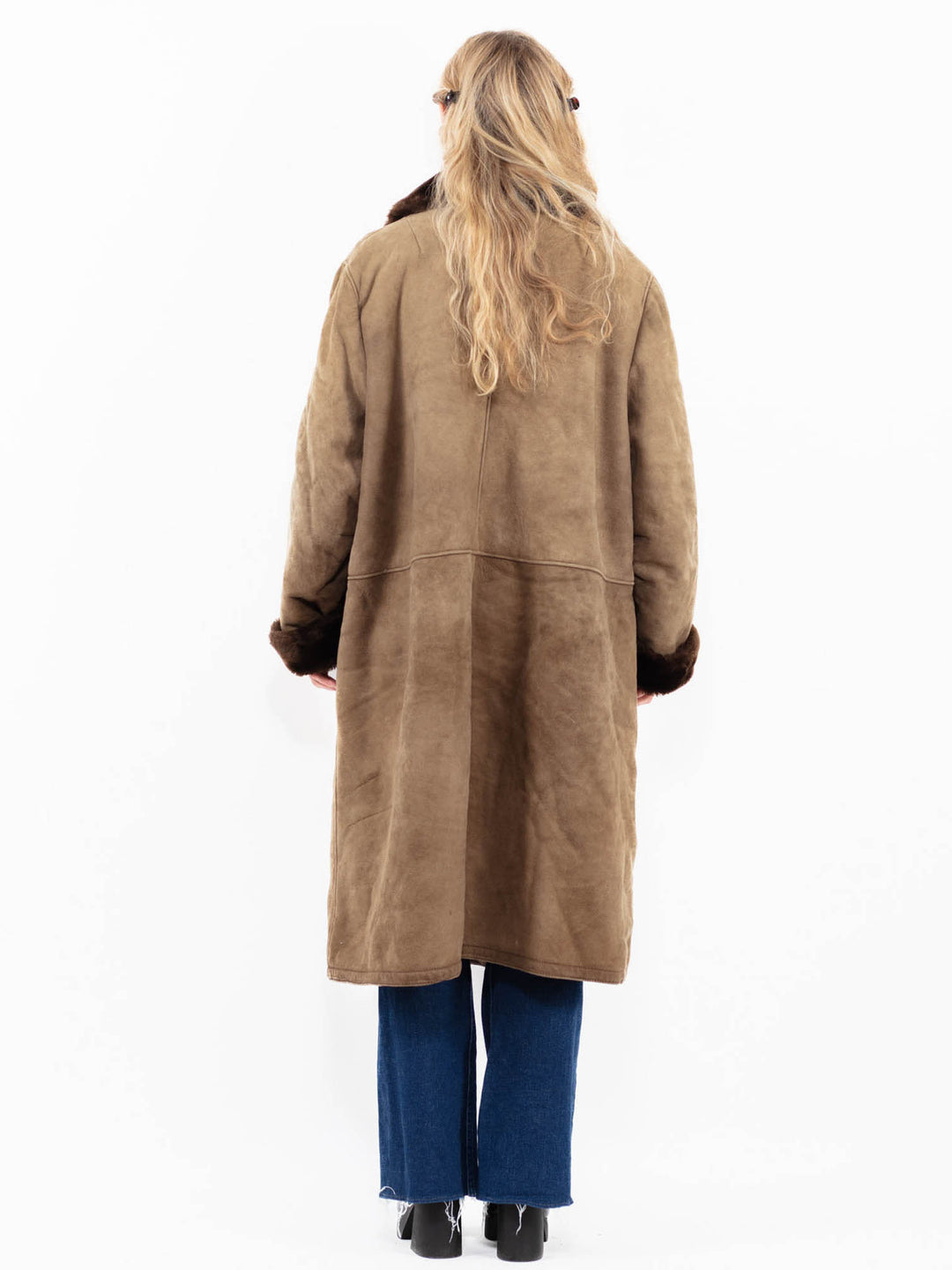 Vintage 70's Women Sheepskin Coat in Beige
