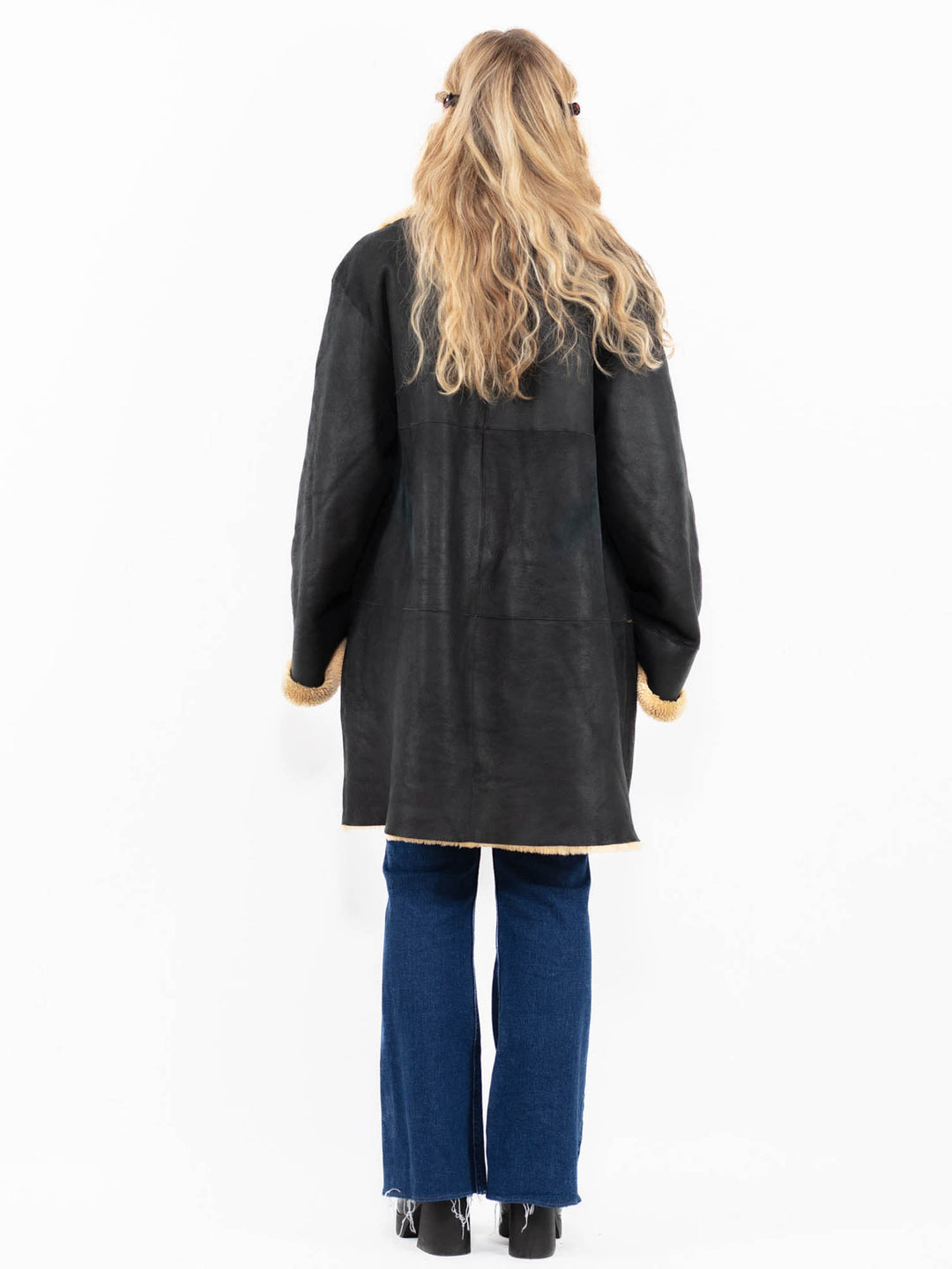Vintage 90's Women Sheepskin Coat in Black