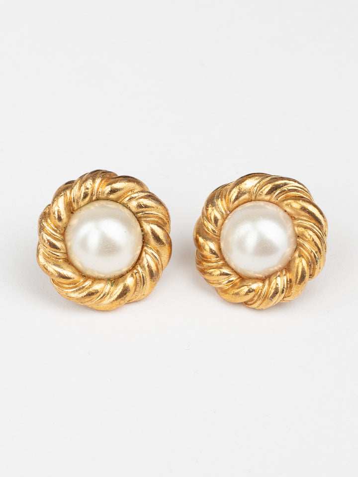Vintage 80s Round Faux Pearl Earrings with Twisted Gold-Tone Frame
