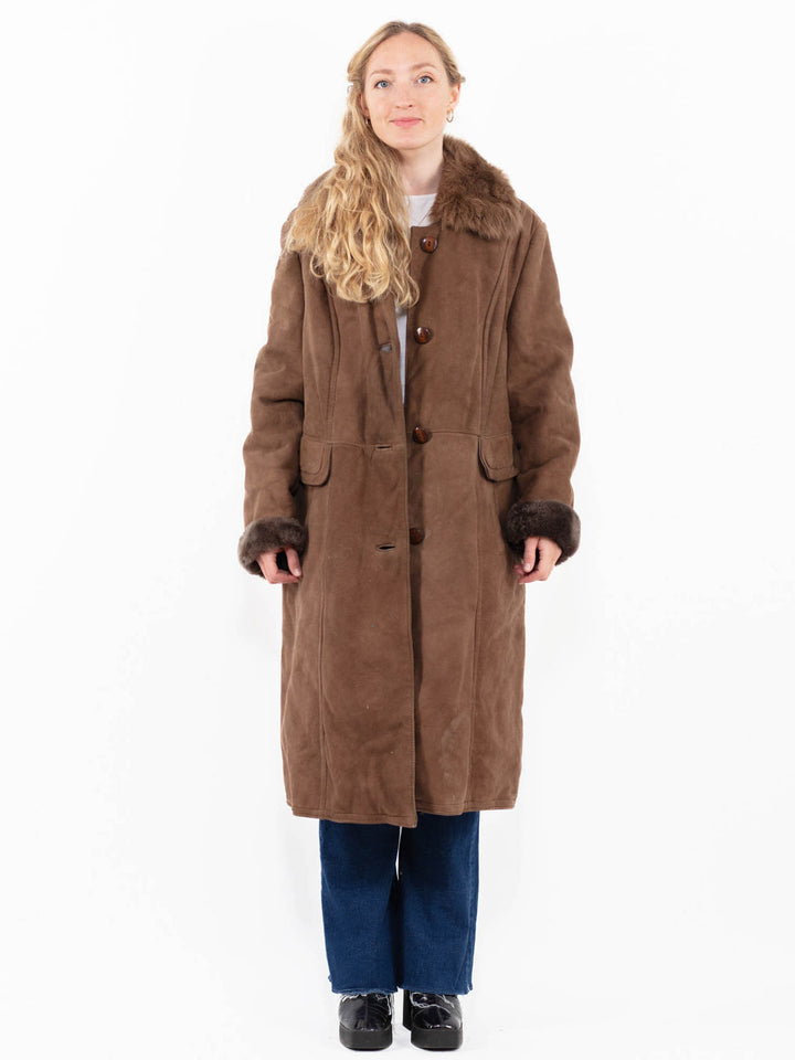 Vintage 70's Women Sheepskin Coat in Brown