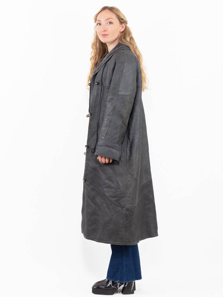 Vintage 80's Women Sheepskin Coat in Gray