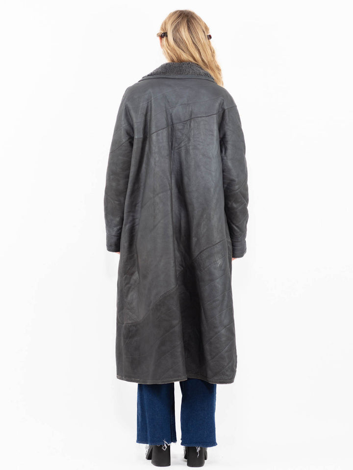 Vintage 80's Women Sheepskin Coat in Gray