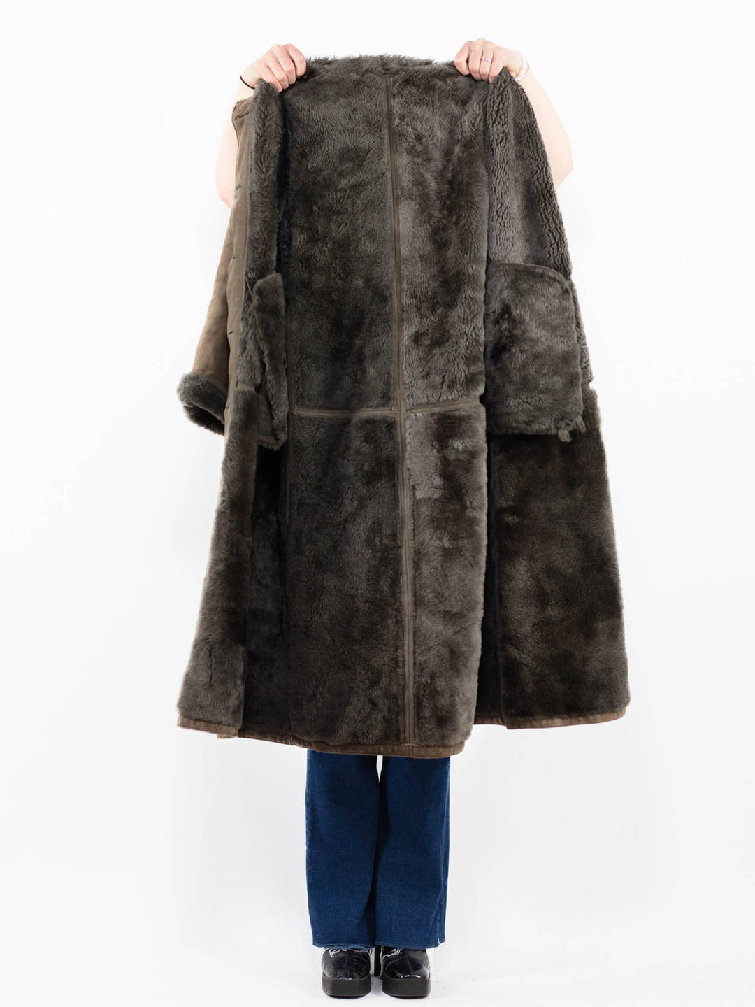 Vintage 90's Women Hooded Sheepskin Coat in Khaki Green