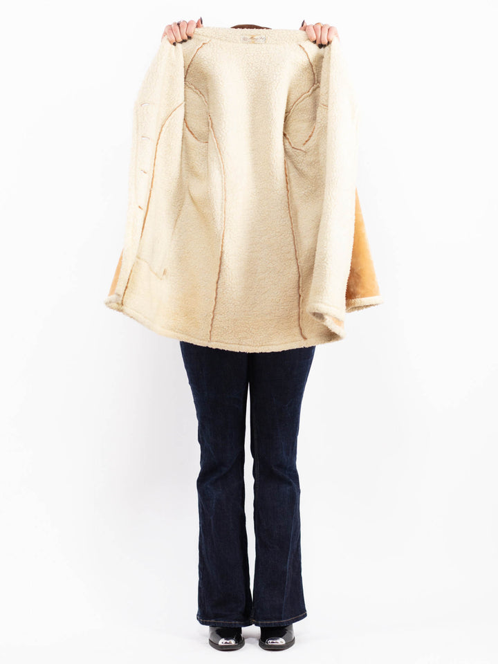 Vintage 90's Women Faux Sheepskin Coat in Light Brown