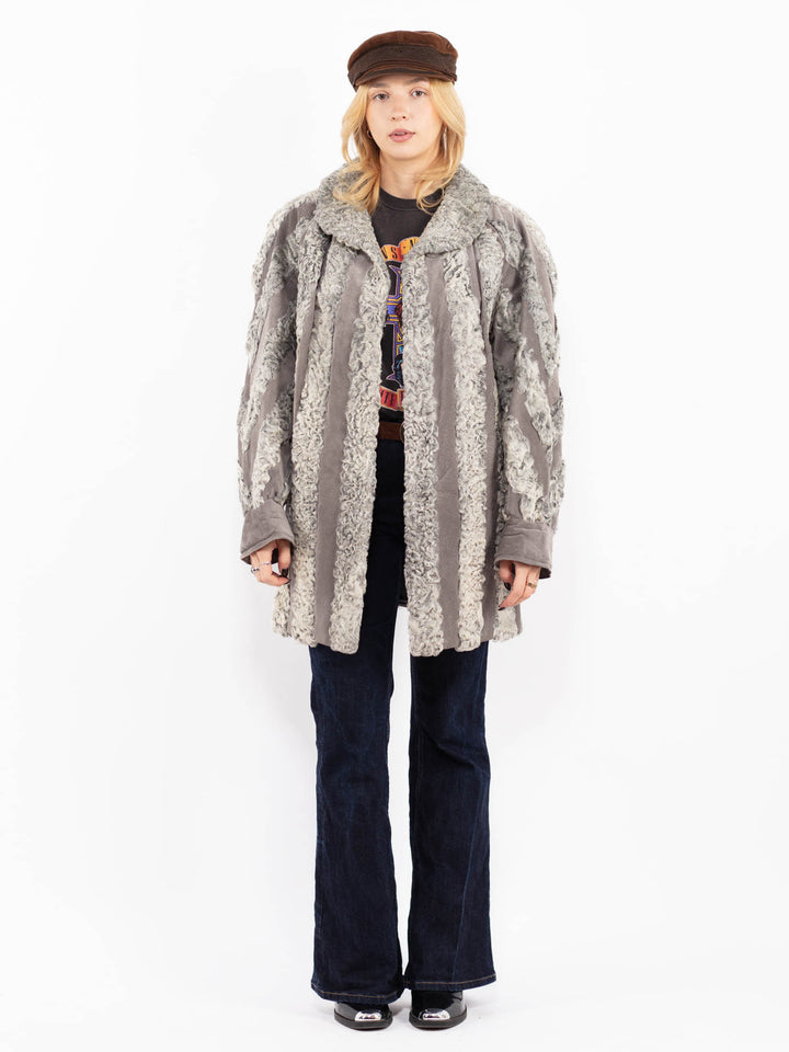 Vintage 70's Women Shearling Suede Coat in Gray