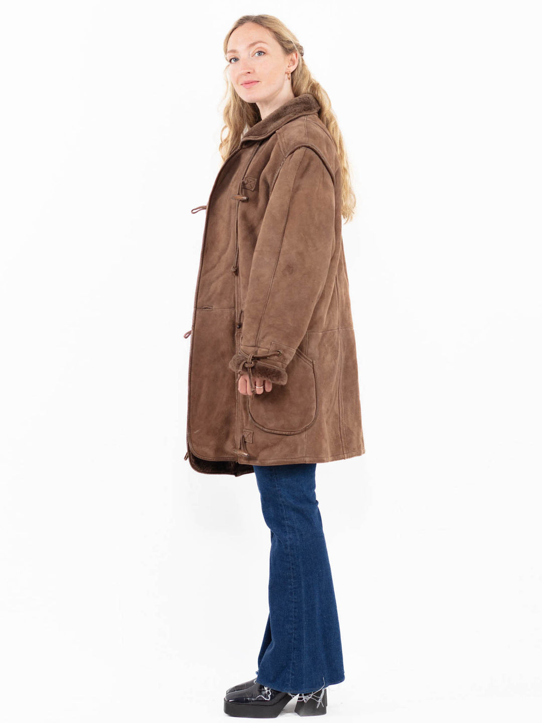 Vintage 90's Women Sheepskin Coat in Brown