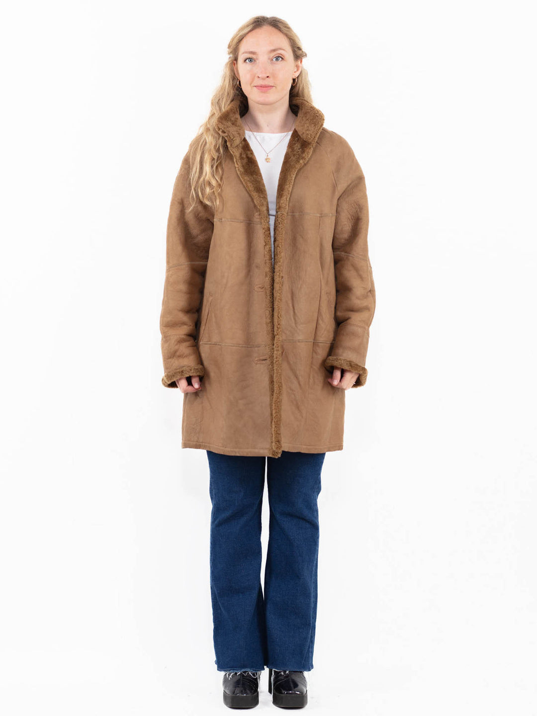 Vintage 90's Women Sheepskin Coat in Beige