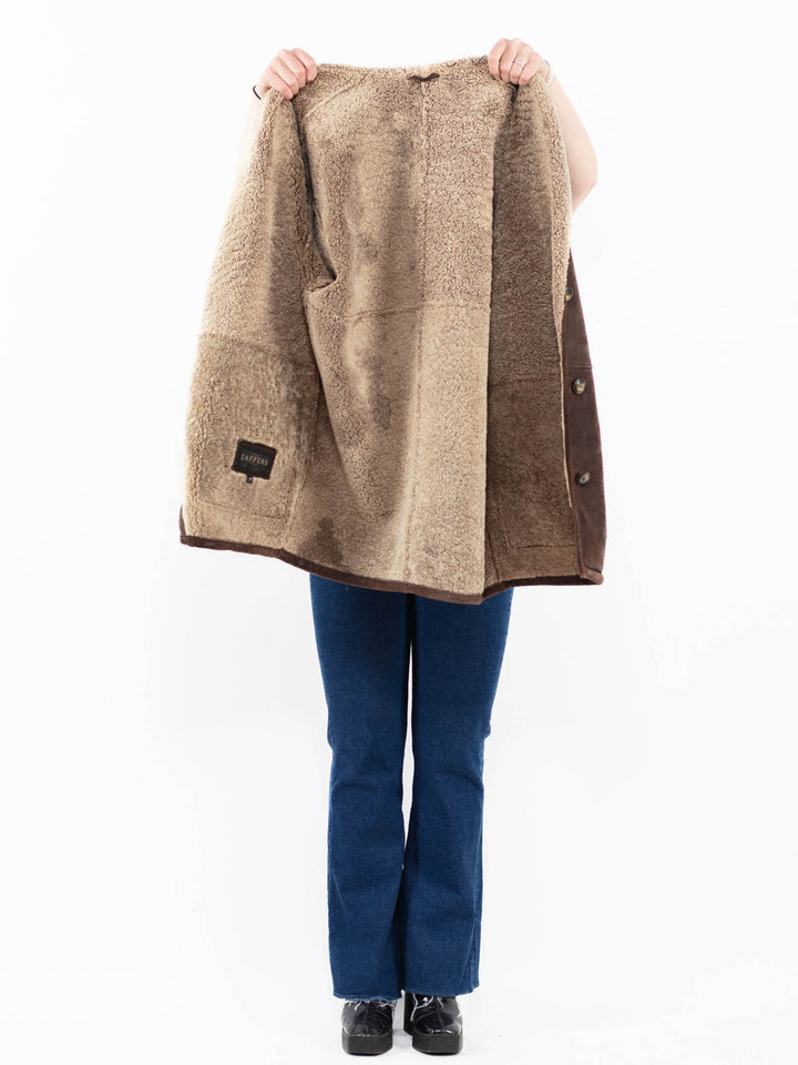 Vintage 90's Women Sheepskin Coat in Brown