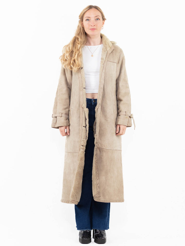 Vintage 90's Women Sheepskin Coat in Beige