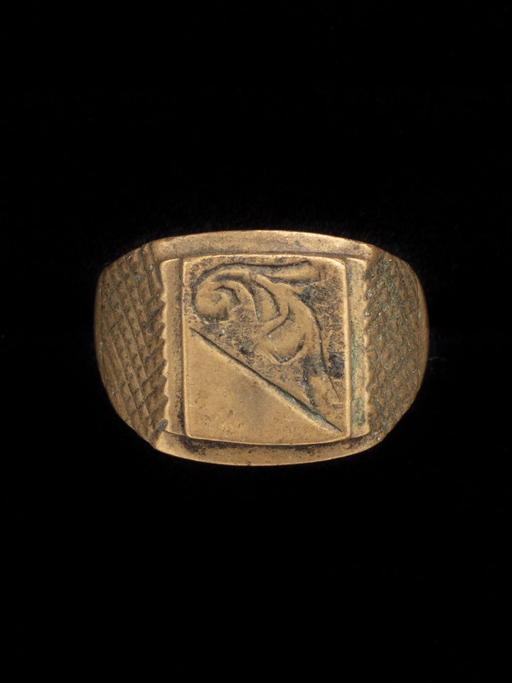 Vintage 60's Men’s Signet Ring with Engraved Crest