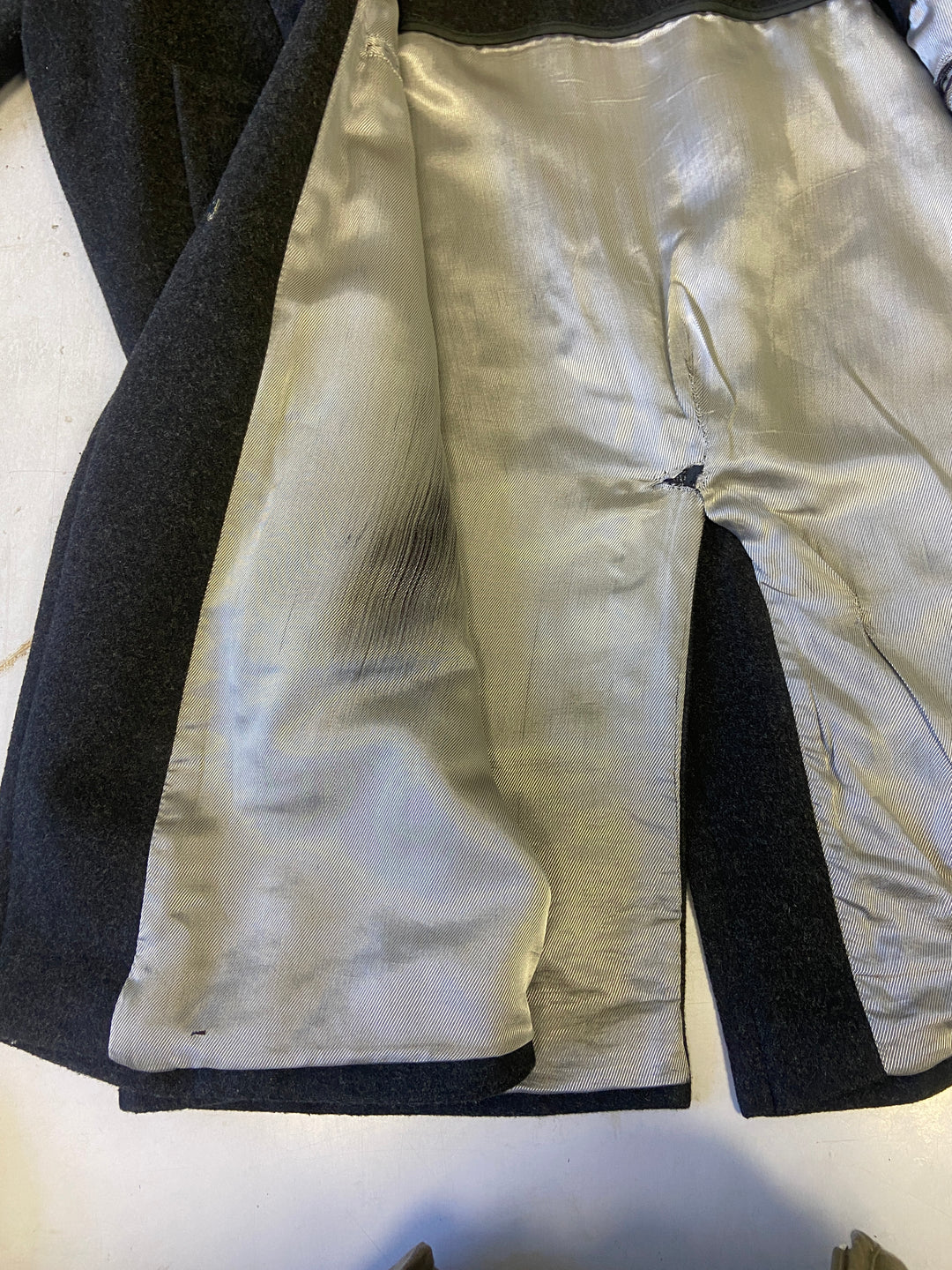 Vintage 90's Men Wool Blend Coat in GrayZ1765