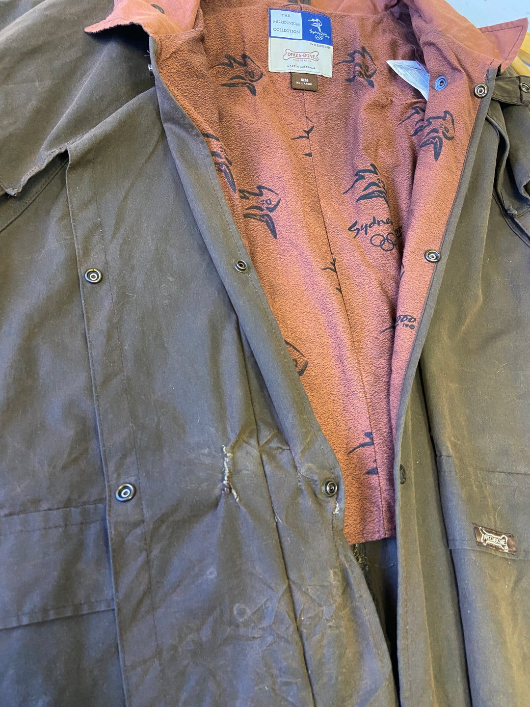 Vintage 00's Men Waxed Canvas Coat in BrownZ882