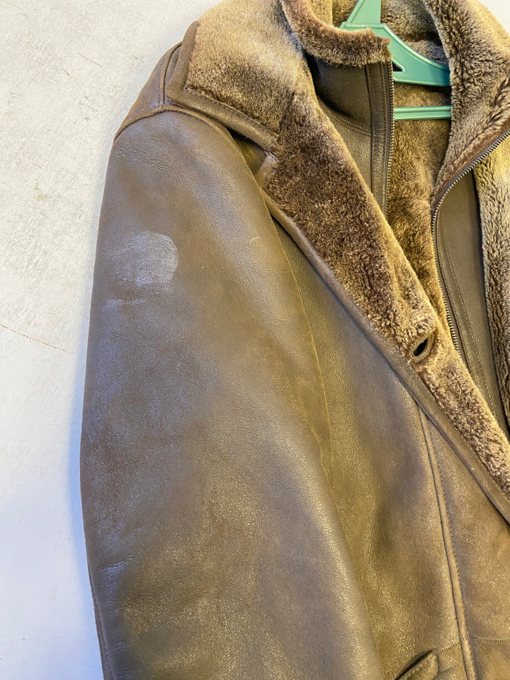 Vintage 90's Women Sheepskin Coat in BrownA0026