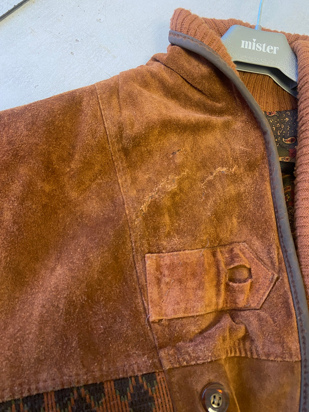 Vintage 90's Men Suede Bomber Jacket in Brown