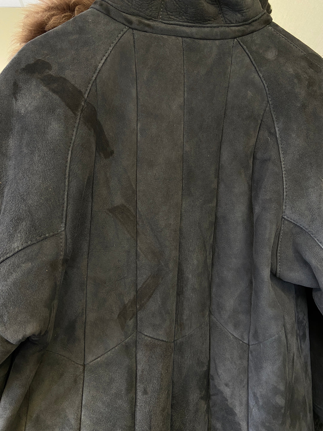Vintage 90's Women Sheepskin Coat in GrayA0654
